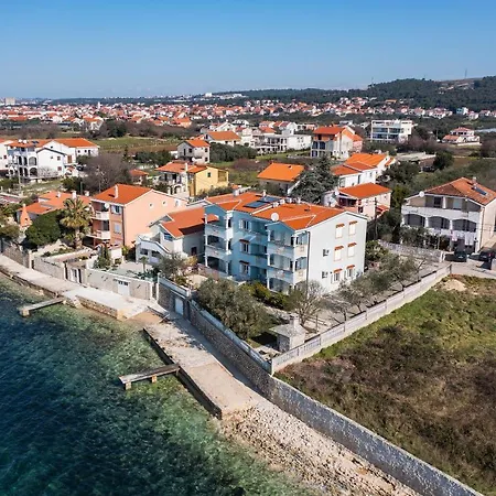 Apartment Seaside Bibinje